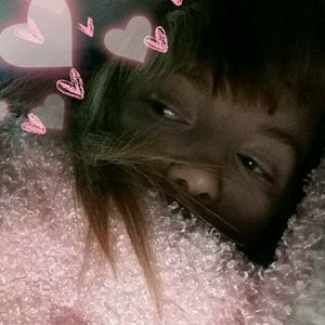 Meet your Posher, Brit